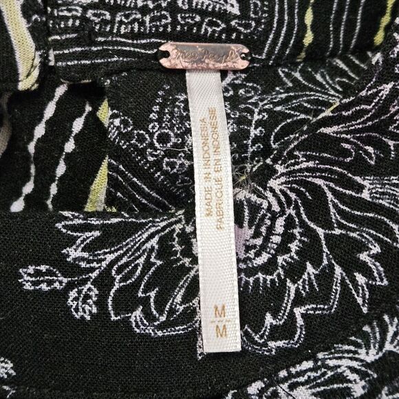 FREE PEOPLE Tunic Top Walking On A Dream Geometric Print Cut Out Boho Sz Medium - Picture 8 of 8